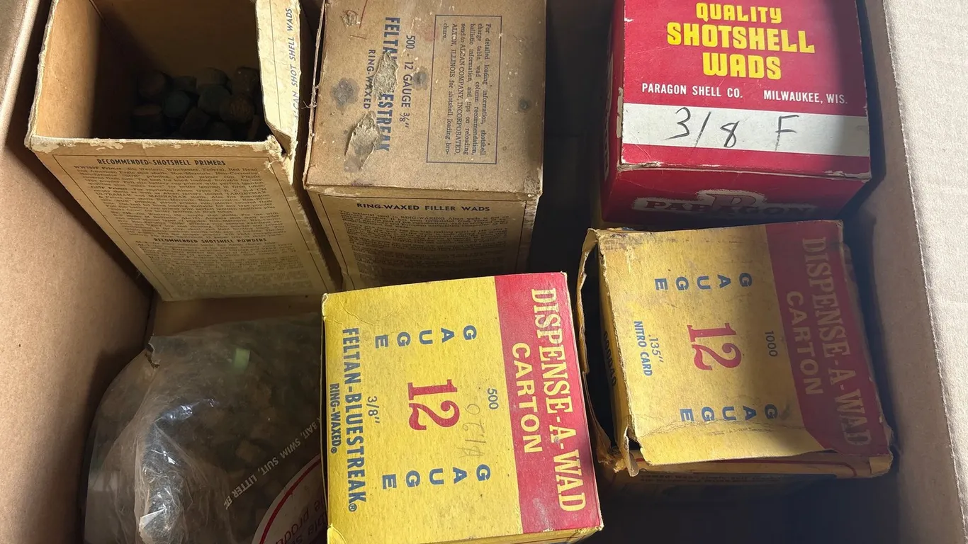 Vintage Alcan and Paragon Shotgun Wads (Neenah, WI)