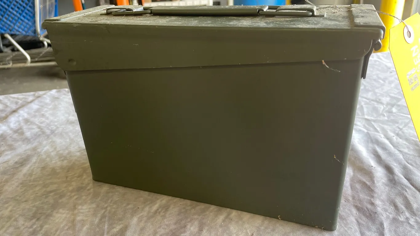 M19A1 Metal Ammo Can (Neenah, WI)