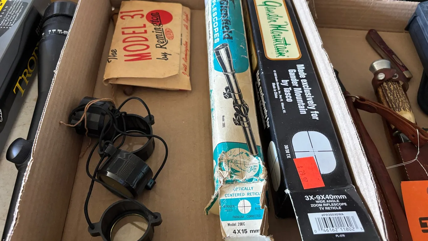 Hunting Items (Arcadia, WI)