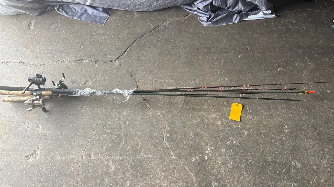 Fishing Rod & Reel Lot (Neenah, WI)