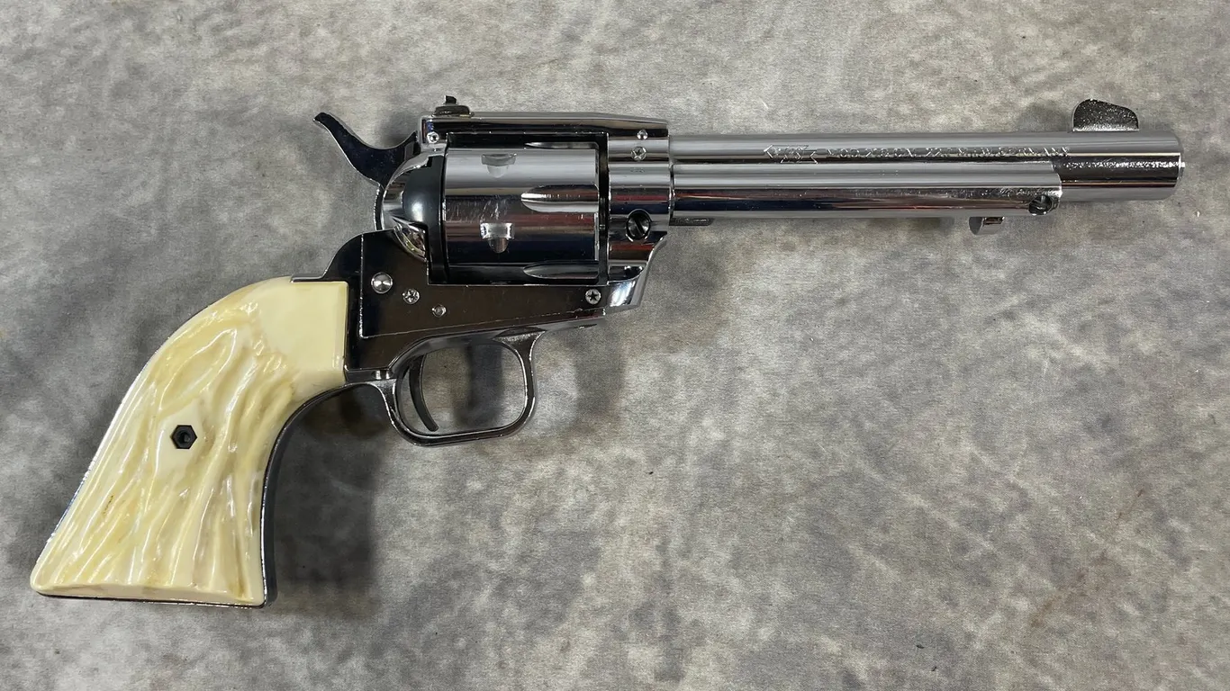Chrome Sierra Six, 22LR Cal. Revolver, SN: 757049 (Neenah, WI)