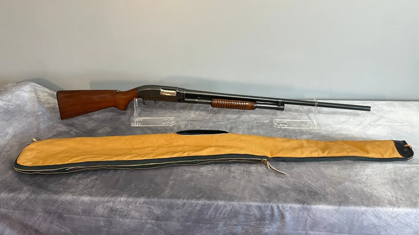 Winchester Model 12 Pump Action Shotgun, SN: 1498390 (Arcadia, WI)