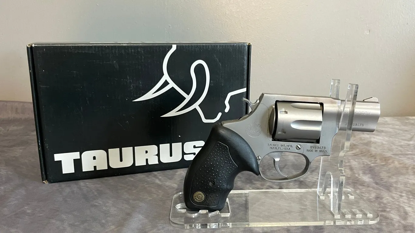 Taurus 38 Special Revolver, SN: BV69478 (Arcadia, WI)