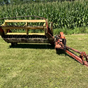 New Holland 467 Haybine