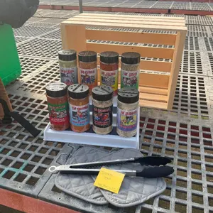 Seasoning Basket: Seasonings, Tongs & Pot Holders