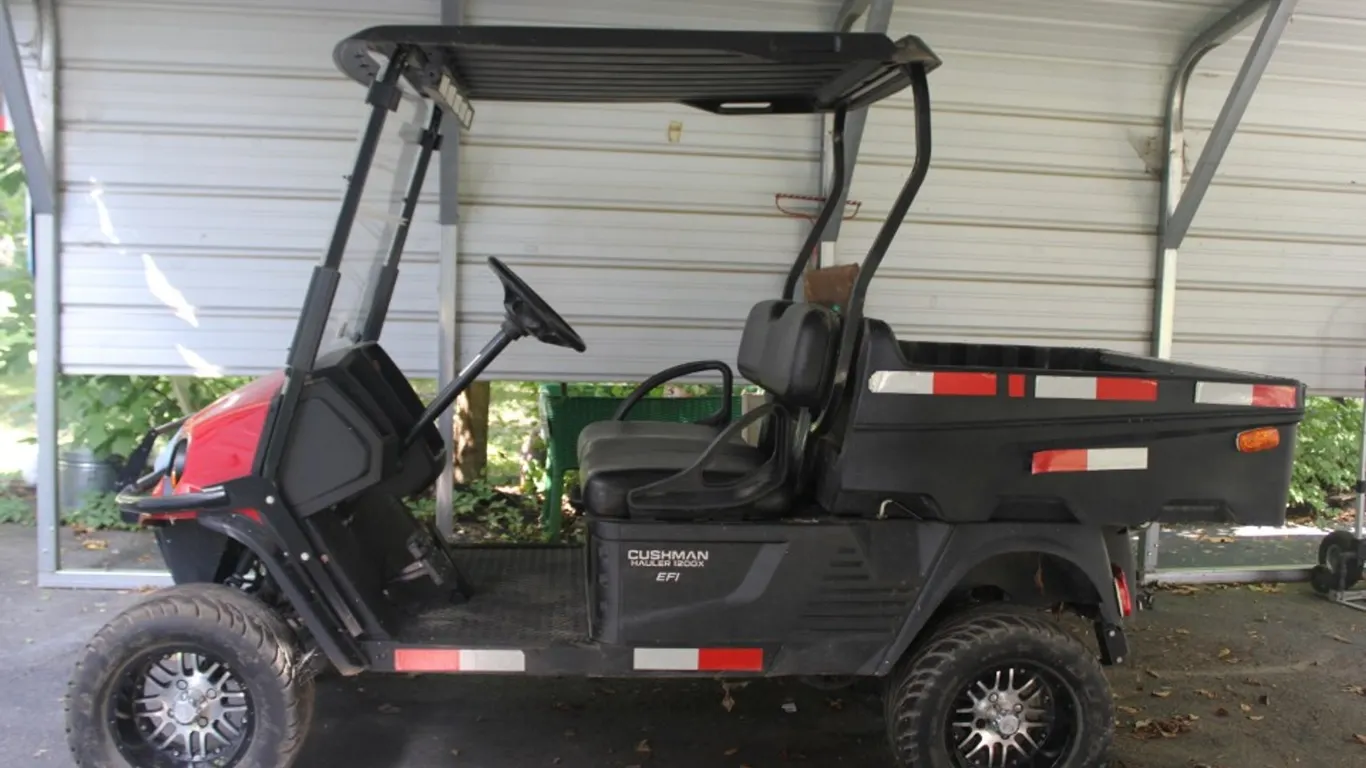 1996 Cushman Hauler