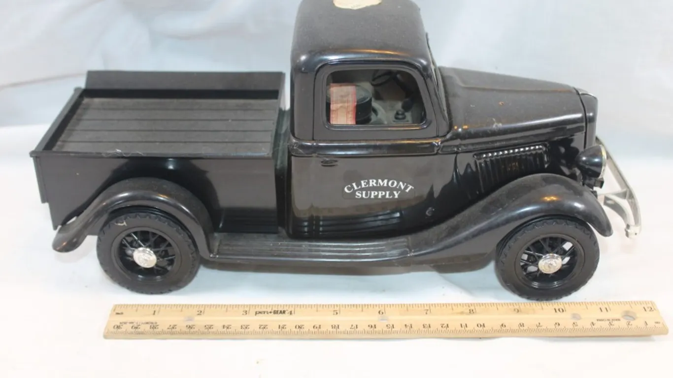 Clearmont Supply Jim Beam Decanter