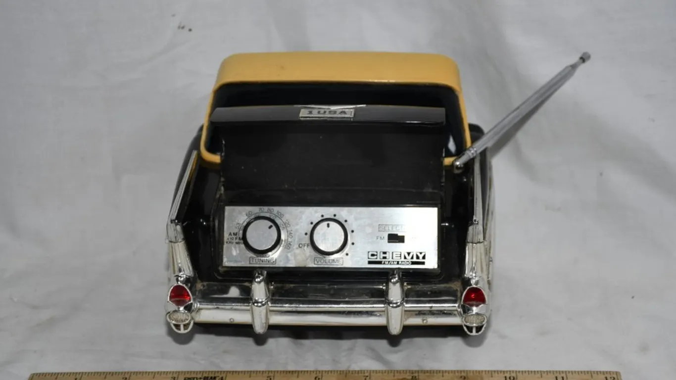 57 Chevy AM/FM Radio