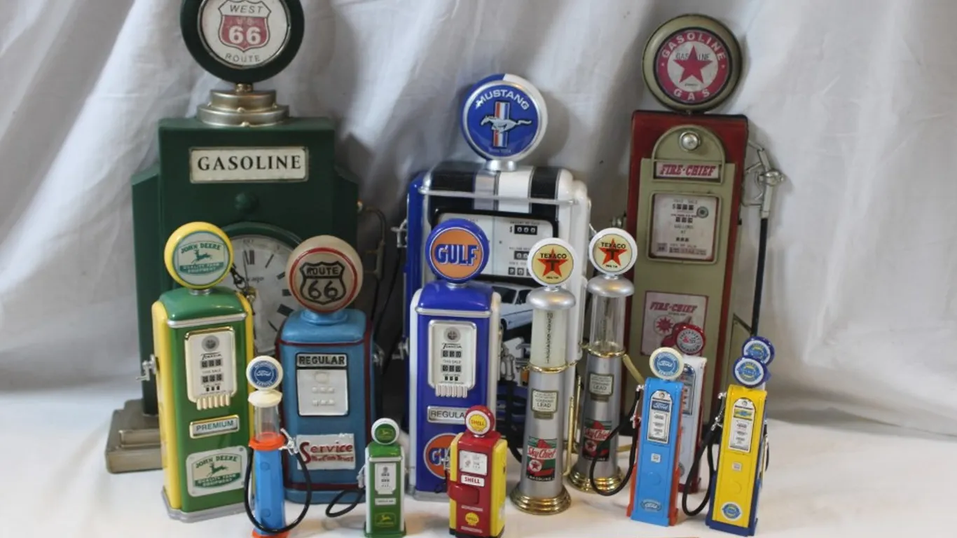 Model Gas Pumps