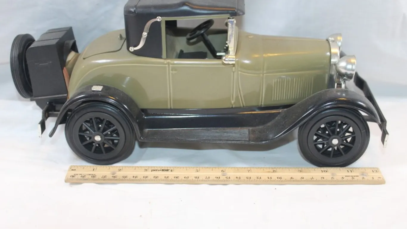 1928 Roadster Jim Beam Decanter