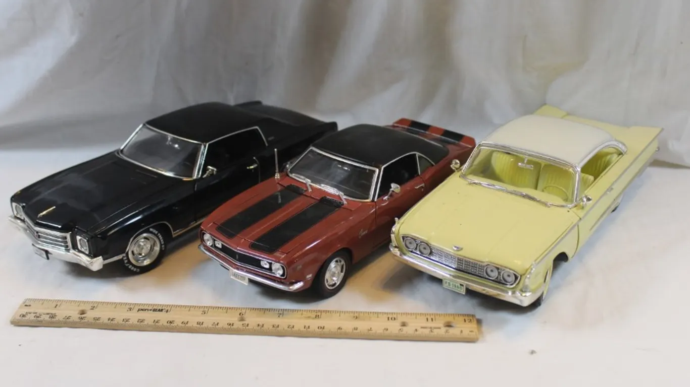 3 1:18 Scale Diecast Models 1960 Ford Starliner 1979 Monte Carlo and 1968 Camaro Z28