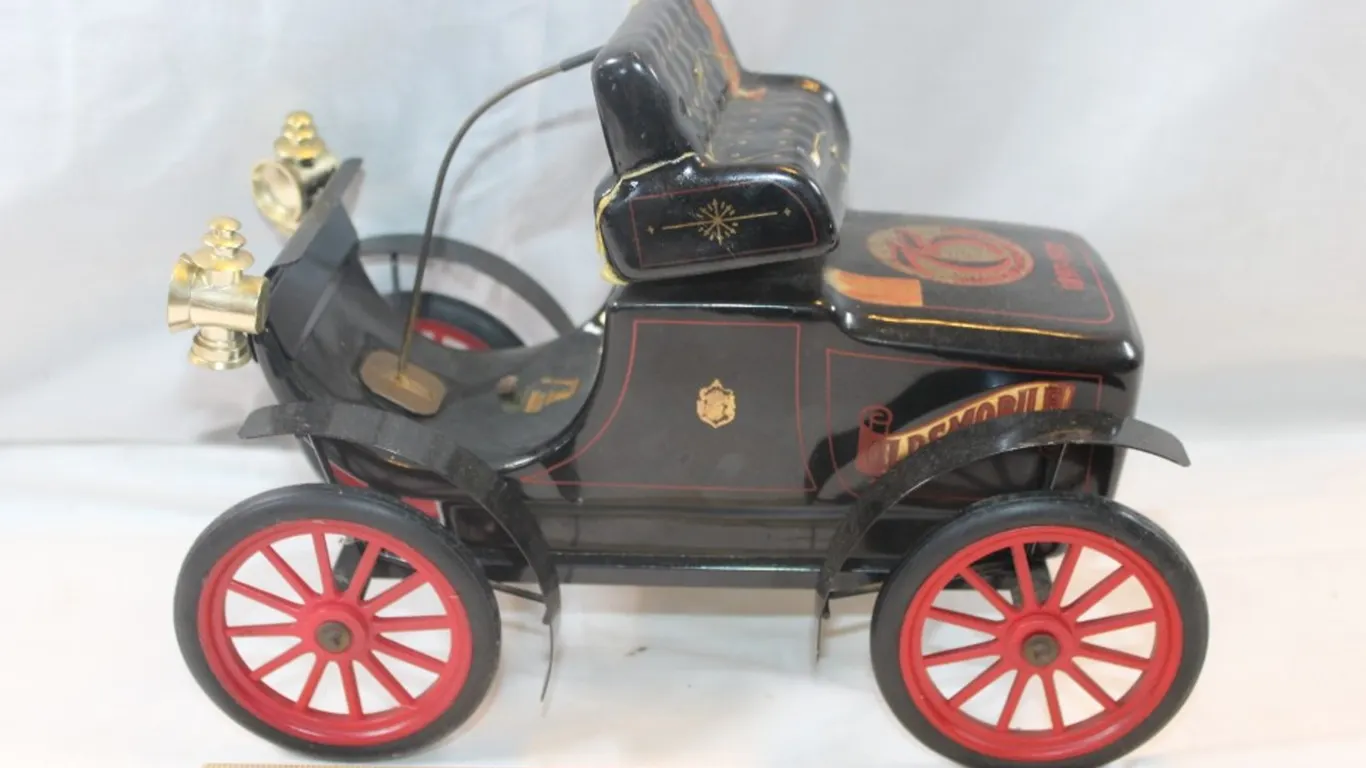 Jim Beam Oldsmobile Seventy Five Anniversary Decanter, Cork Seat Has Been Repaired
