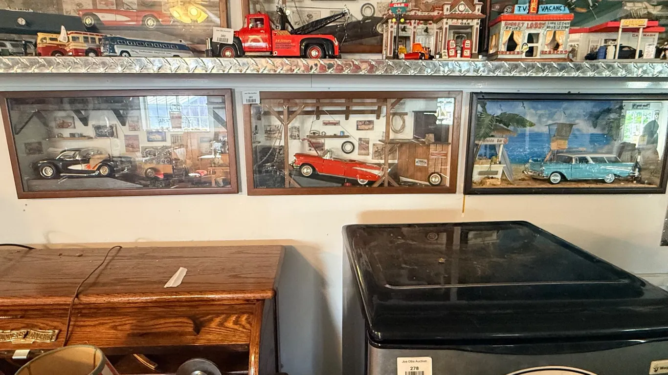 Five 1:18 Scale Die-Cast Model Car Shadow Boxes, Measurement Is 22.75 x 11 x 6