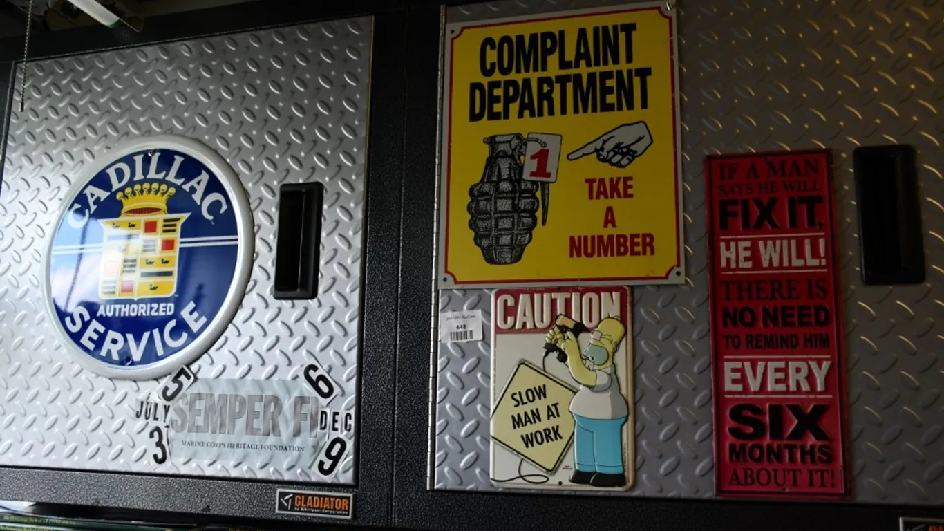 4 Tin Advertising Signs