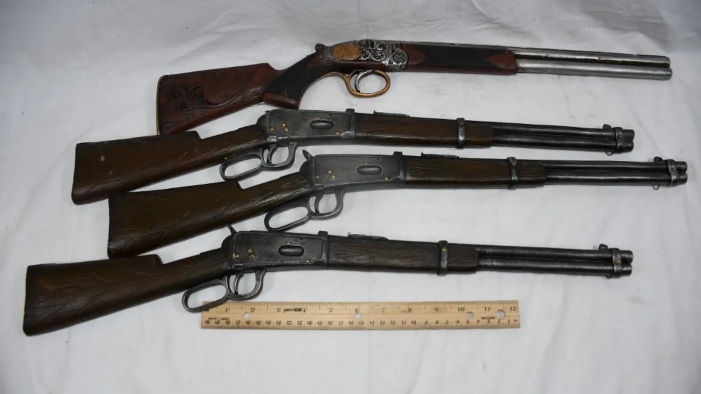 Four Rifle Wall Plaques