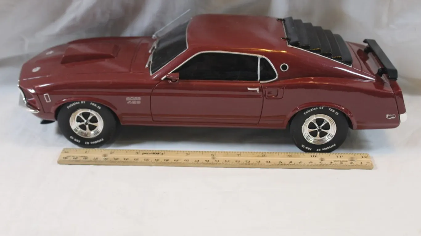 Bradford Exchange Resin Collector Mustang Boss 429