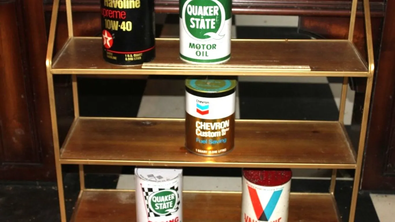 Display Shelf with Oil Cans Shelf Measures 24 x 8 x 20