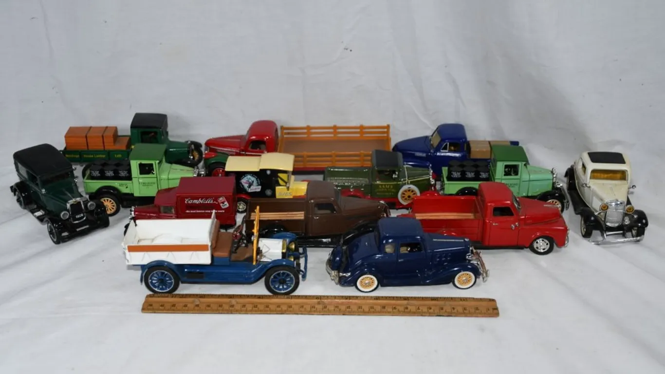 Diecast Cars, Various Sizes