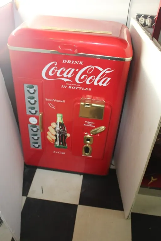 Plastic Case Coca-Cola Ice Chest, Non-Electric, Measures 22 x 15 x 35
