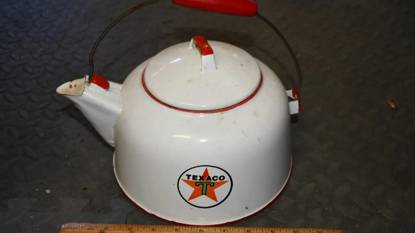 Texaco Themed Porcelain Enamel Kettle