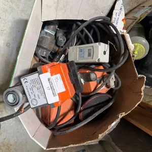 GF EAO4 AND OTHER ACTUATOR LOT