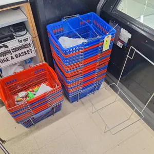 30 Shopping Baskets with Holders