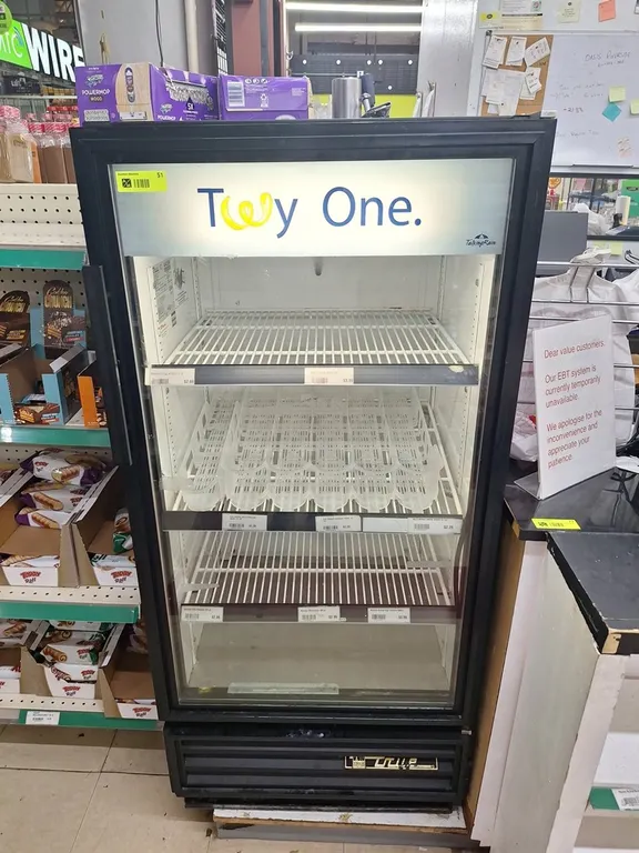 True Glass 1-Door Refrigerate, Model: GDM-10, 115V, 25"x23"x58"