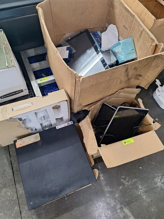 Assorted Toast POS Hardware
