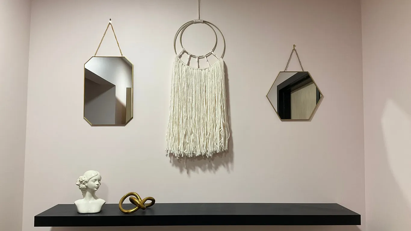 Elegant Decor