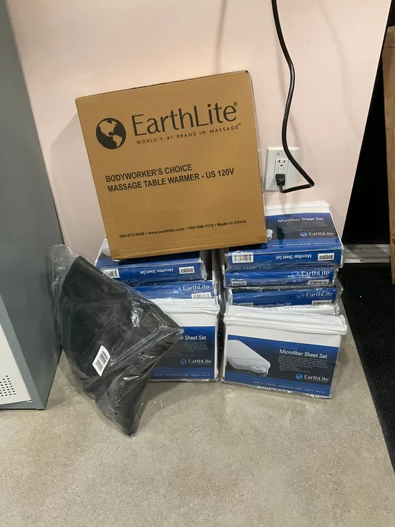 EarthLite Massage Table Warmer and Sheets