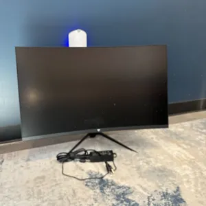 KCTC Curved LCD Monitor