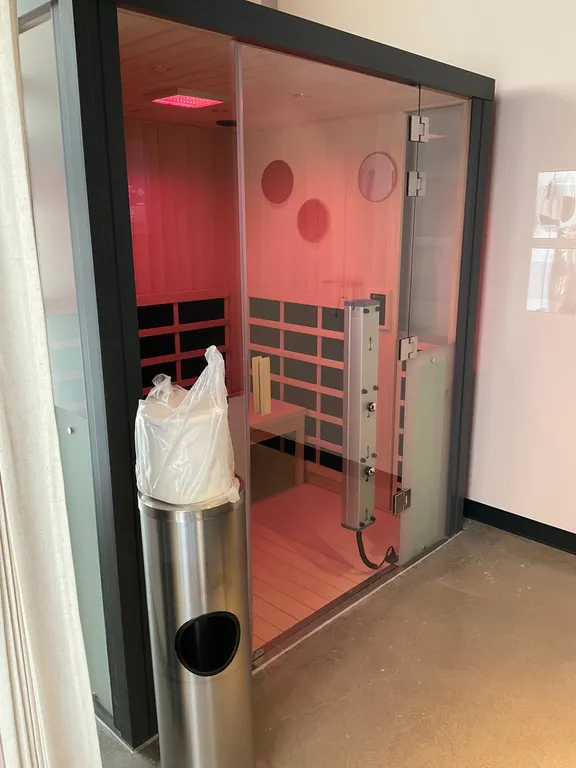 HaloTherapy Solutions Four-Person Sauna, Caynel Cleansing Wipe Holder/Trash Can & Wipes