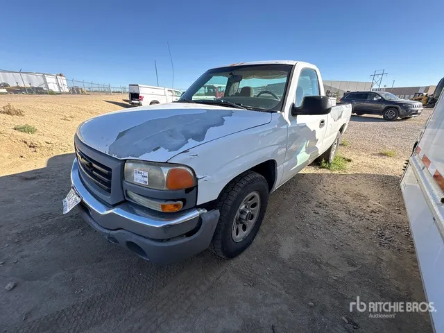 2006 GMC Sierra 1500 4x4 Pickup