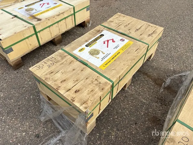2026 EMC LB9200 Quantity of (5) Ratchet Binders & Quantity of (10) Transport Chains