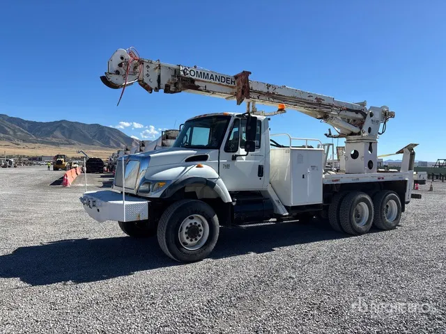 2003 International 7400 6x6 Digger Derrick Truck