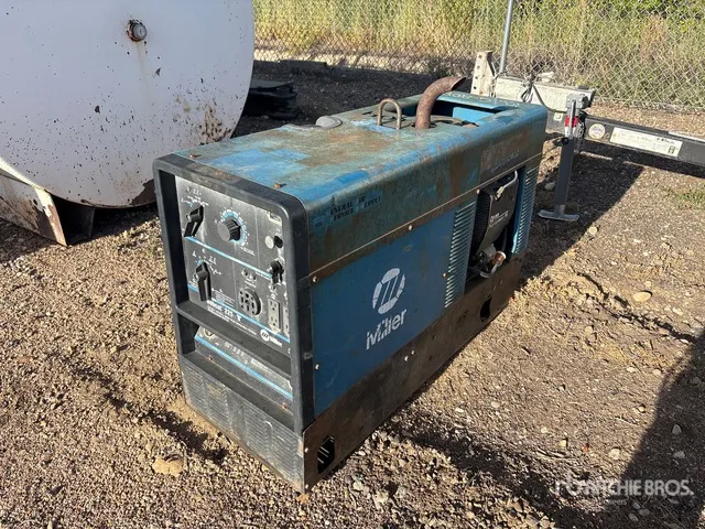 Miller Bobcat 225 70 A Multi-Process Engine Driven Welder