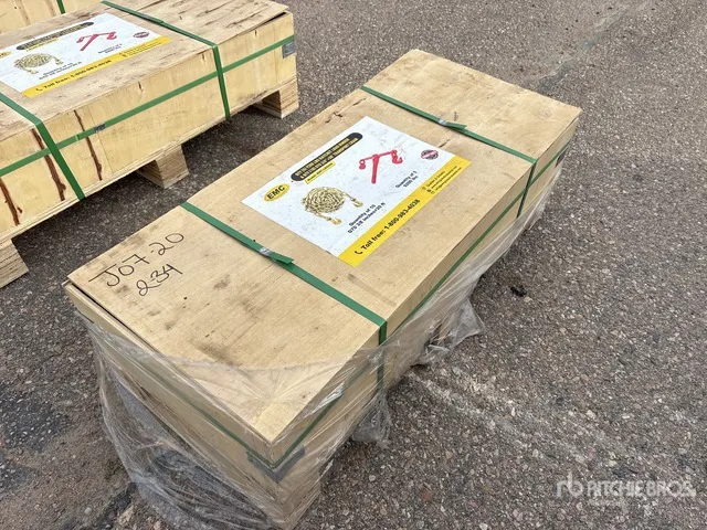 2026 EMC LB9200 Quantity of (5) Ratchet Binders & Quantity of (10) Transport Chains