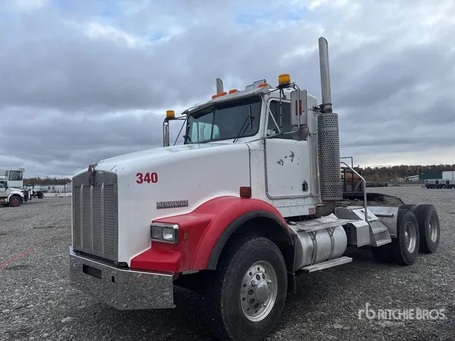 1995 Kenworth T800 6x4 T/A Day Cab Truck Tractor
