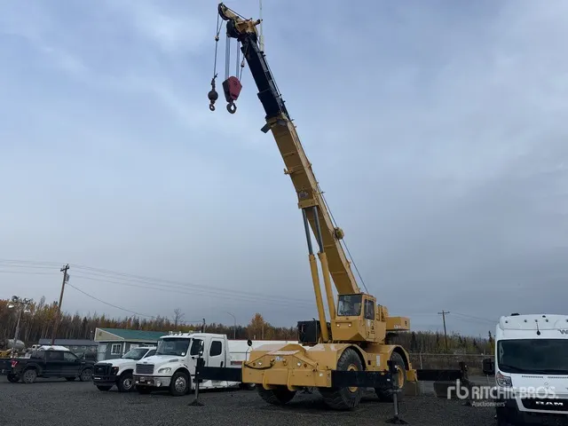 1992 Grove RT745 90000 lb 4x4x4 Rough Terrain Crane
