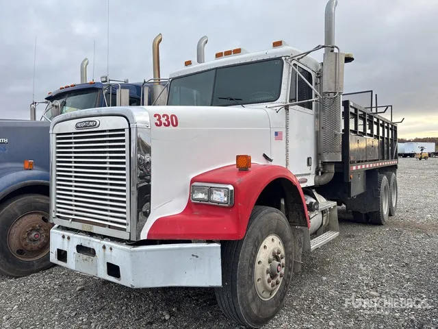 1999 Freightliner FLD120 6x4 Flatbed Truck