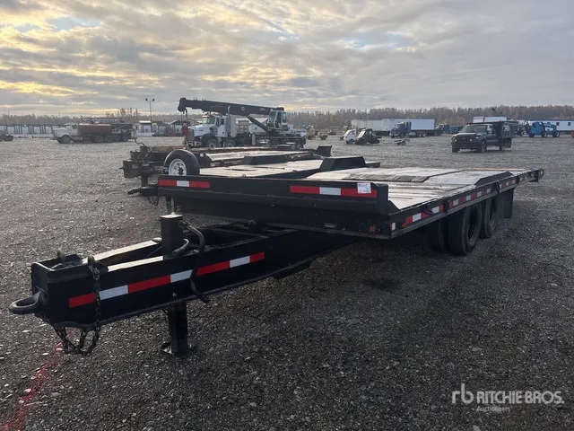 1993 Bar-Bel Fabricating 25 ft T/A Tilt Deck Trailer