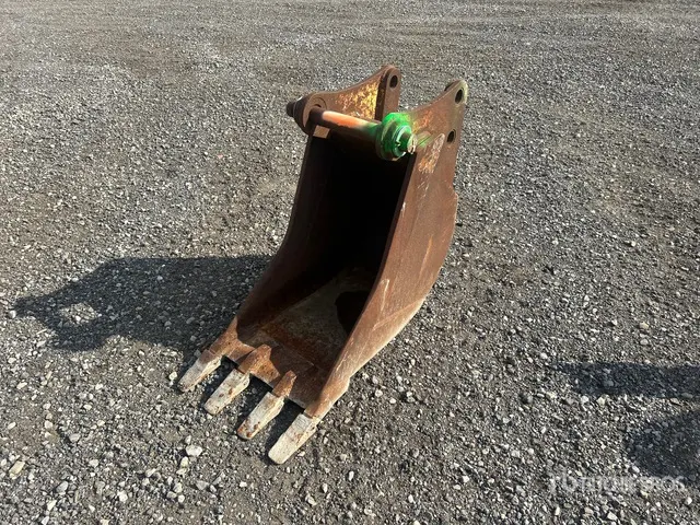 18 in Digging Bucket