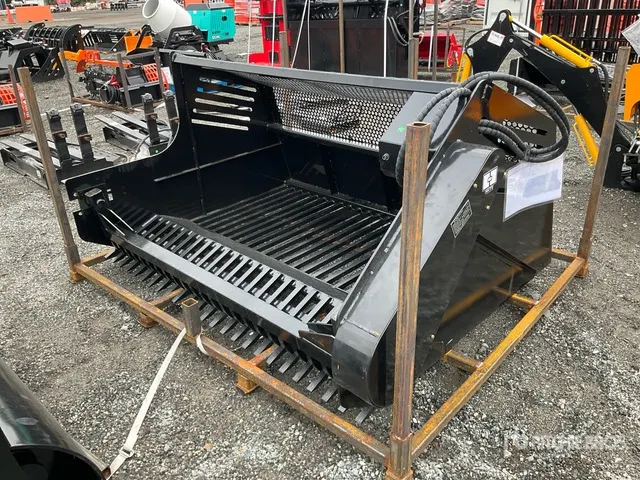 2026 GIYI GY-RP72 72 in Skid Steer Rock Picker (Unused)