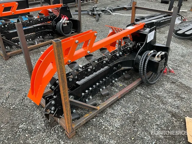 2026 GIYI D39 39 in Mini Skid Steer Trencher (Unused)