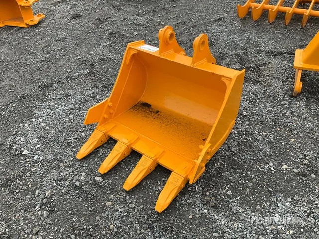 2026 GIYI 24 in Excavator Bucket - Fits Cat 303 (Unused)