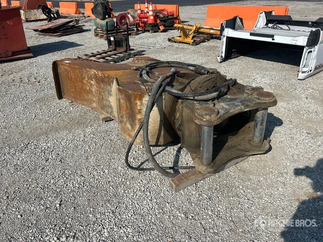 Demolition Pulverizer