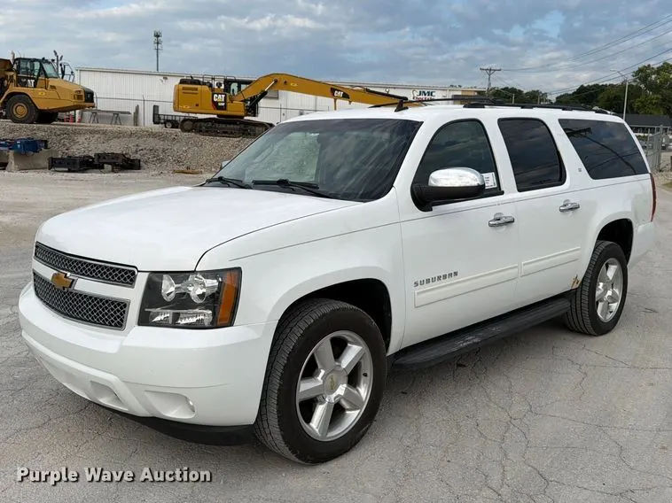 2014 Chevrolet Suburban LT SUV