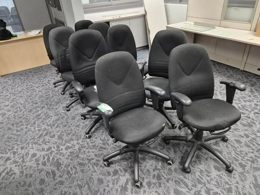 (9) Office Chairs
UNRESERVED