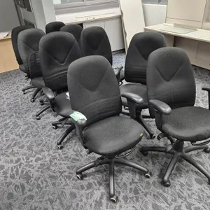 (9) Office Chairs
 UNRESERVED