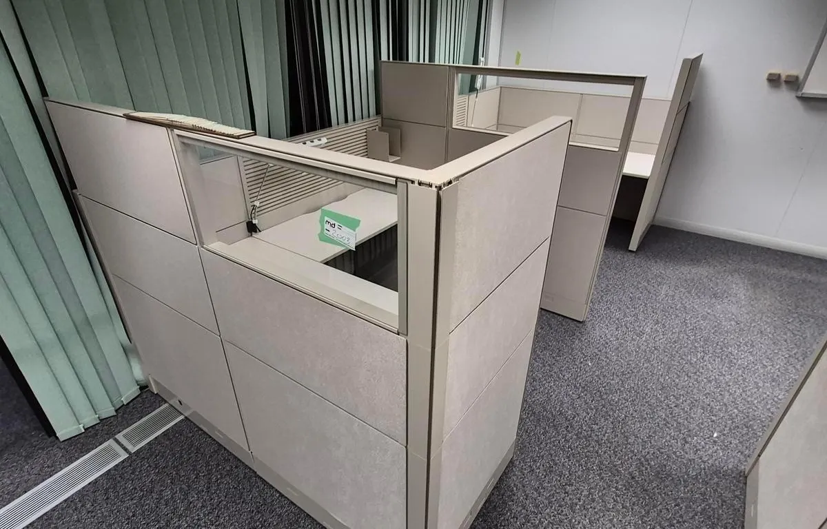 (2) Office Cubicle Workstations (175" x 77")
UNRESERVED